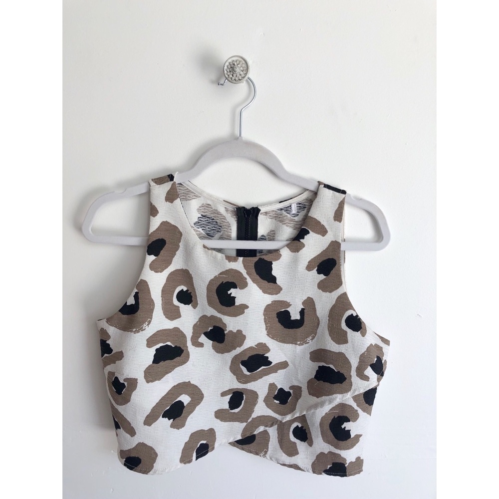 Cheetah cropped top